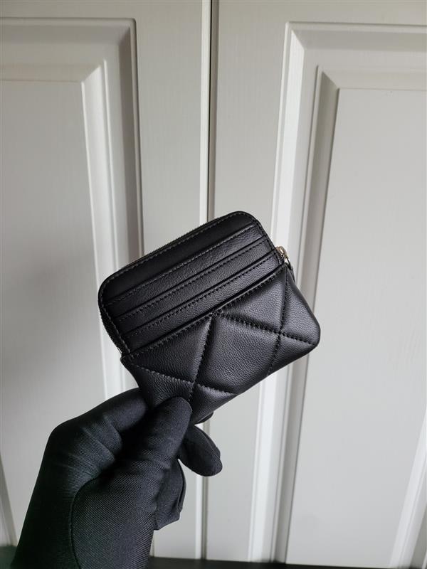 2026127215436795 210